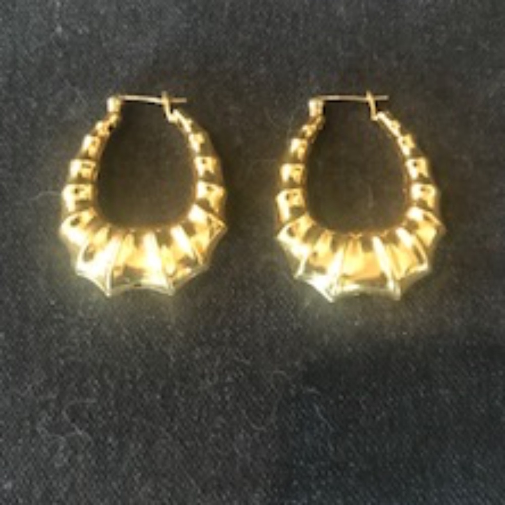 Gold plated hoop earrings.